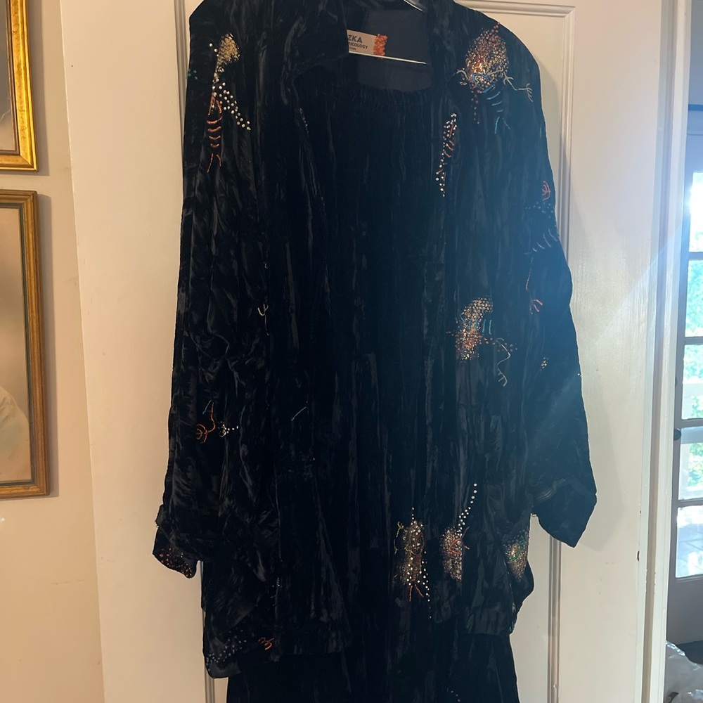 Women’s two piece skirt and jacket set